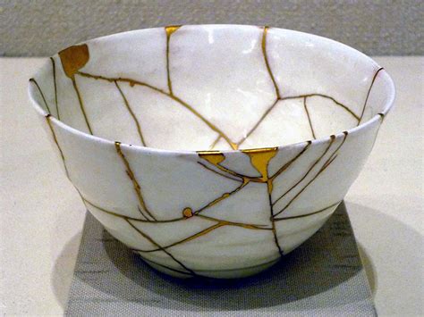 japanese art of kintsugi.